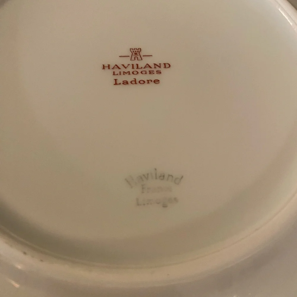 Haviland Ladore Limoges. Elegant Gold and White Tea Cup Set. France. Never Used. - Picture 4 of 12